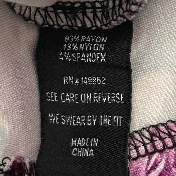 Torrid Floral Print Double Zip Stretch Pencil Skirt, Size 2X - Picture 11 of 12